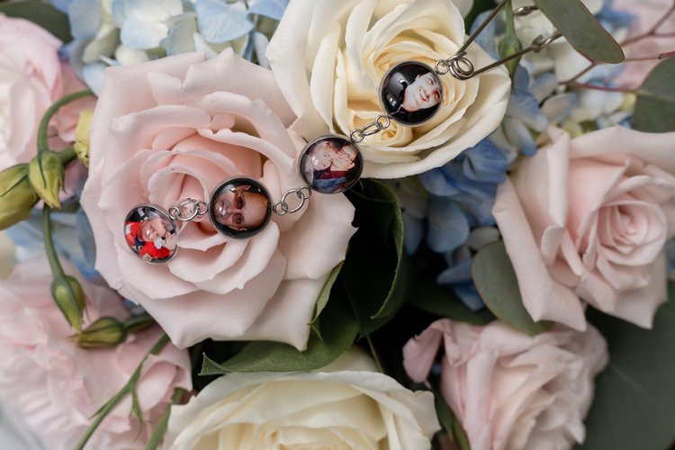 Scotts wedding cocktail arrangement by Domenic Graziano Flowers