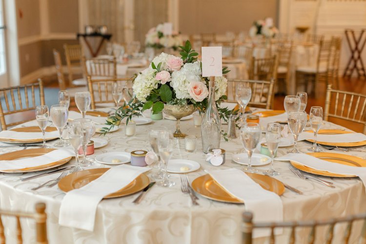 Leclair wedding sweetheart table by Domenic Graziano Flowers