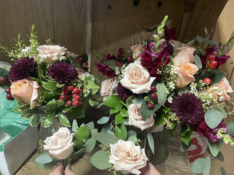Wedding elevated centerpiece by Domenic Graziano Flowers