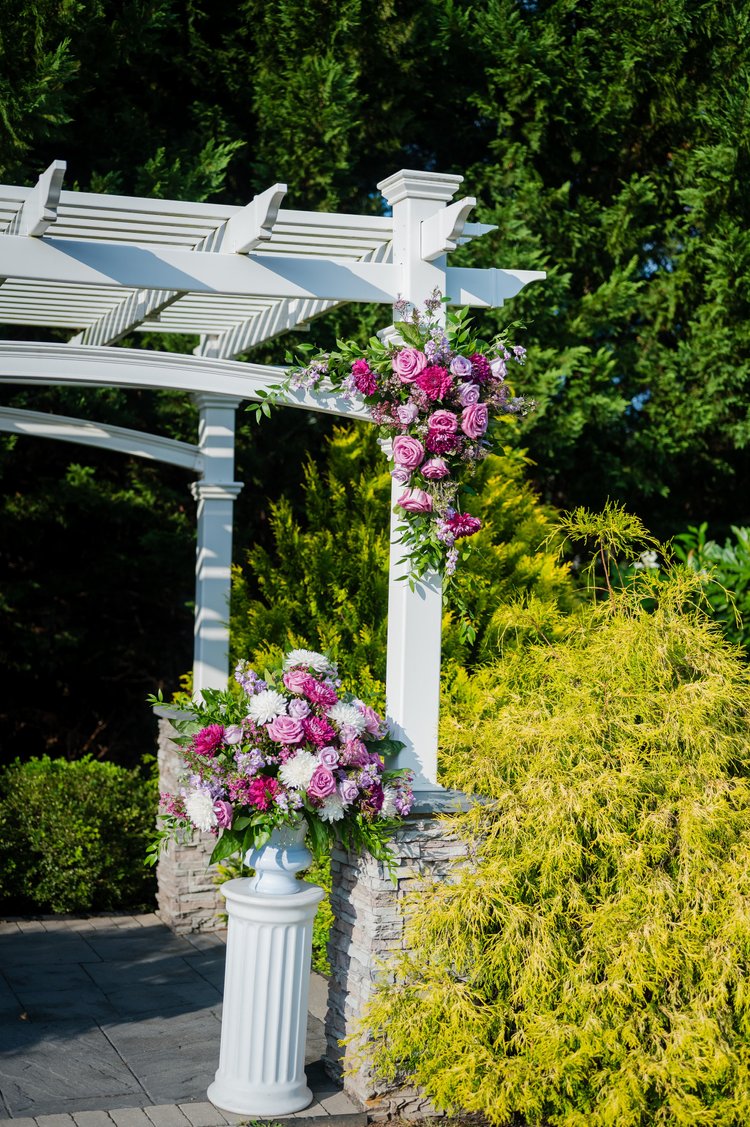 Dadalski wedding entry arrangement, detail 2 by Domenic Graziano Flowers
