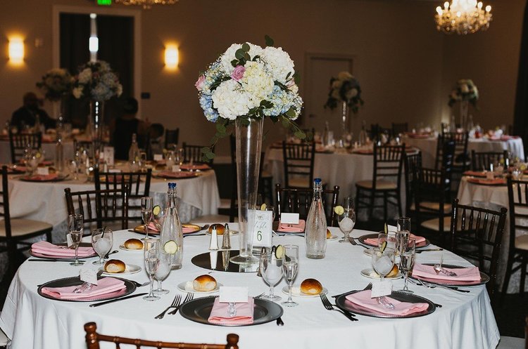 Reanna Blake wedding ceremony arrangement by Domenic Graziano Flowers