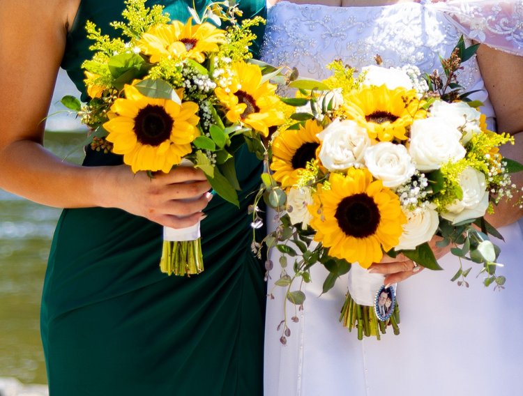 Sunflower wedding sweetheart table by Domenic Graziano Flowers