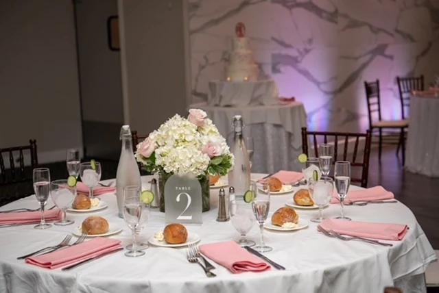 Allemang wedding reception centerpiece by Domenic Graziano Flowers