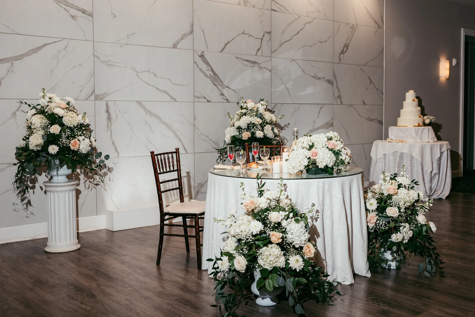 Wolfe wedding sweetheart table at The Warrington by Domenic Graziano Flowers